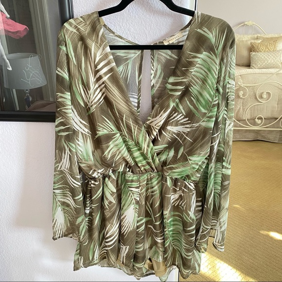 Phanuel Pants - Green Phanuel Leaf Long Sleeve Romper Size Large